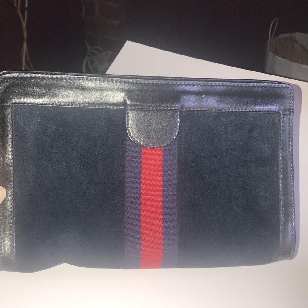 GUCCI SUEDE POUCH